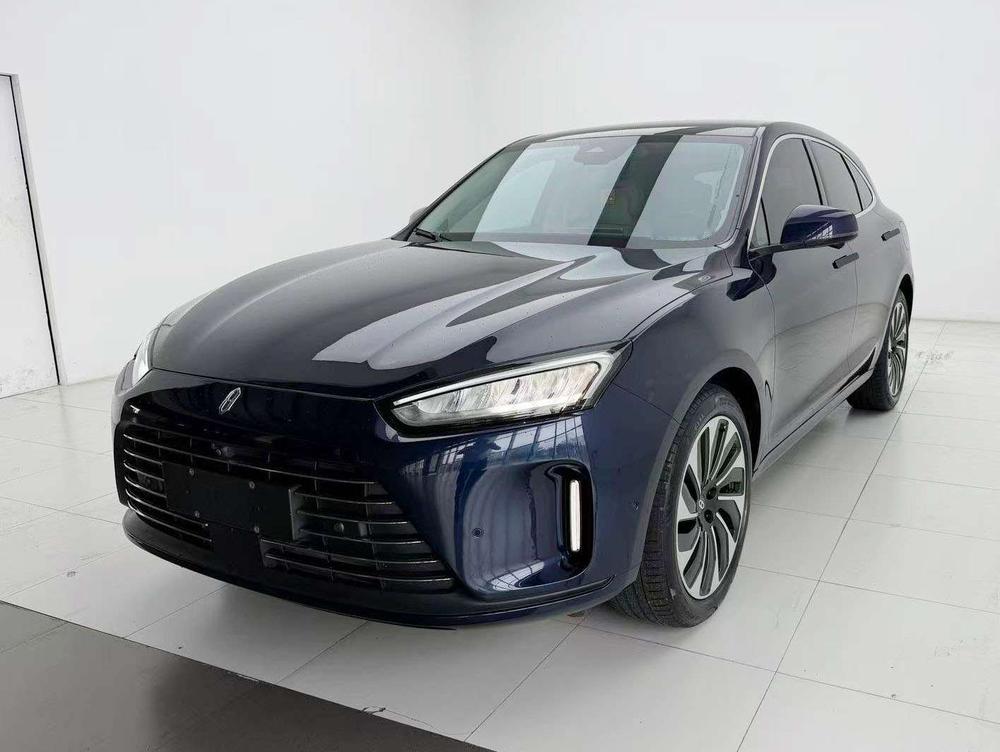 Cyrus_Automobiles Wenjie M5 2022 extended range four-wheel drive performance version