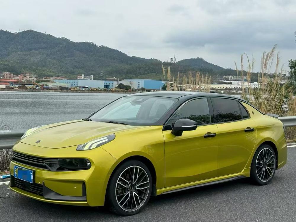 Lynk_&_Co Lynk & Co 03 2019 03+ facelift 2.0TD automatic wind control version