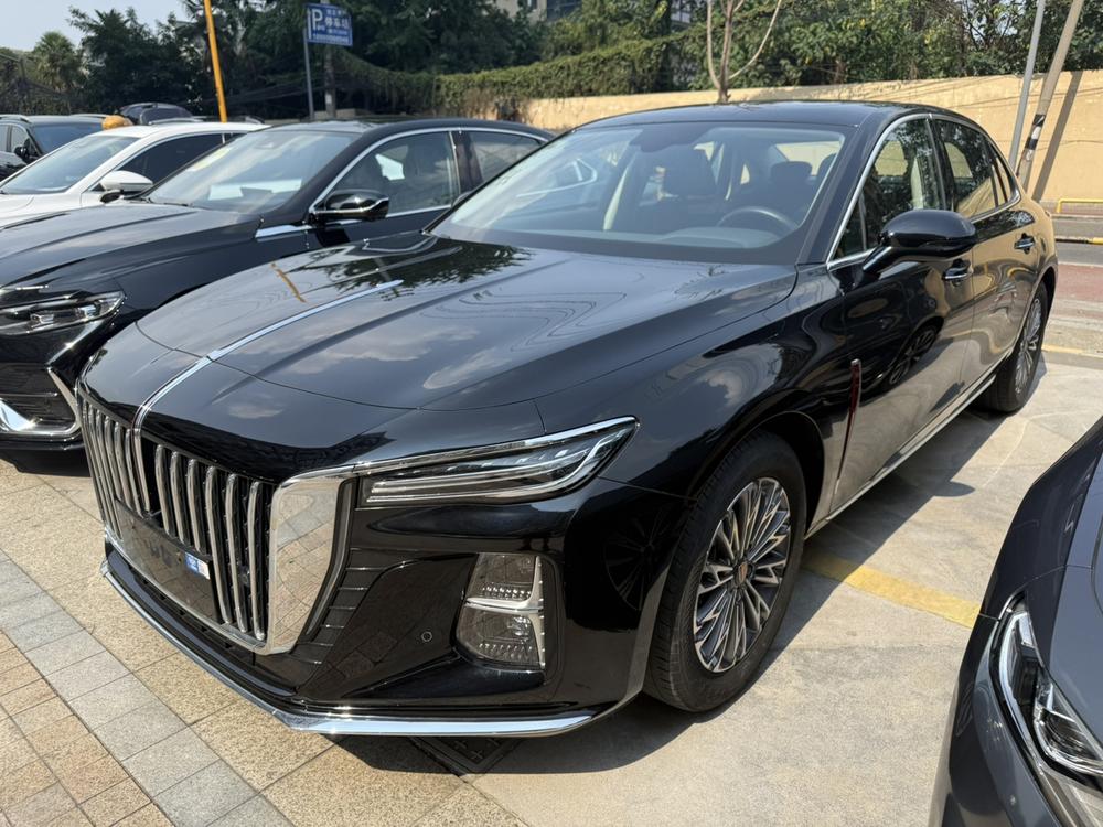 FAW_Hongqi Hongqi H5 2023 2.0T automatic smart connected flag version