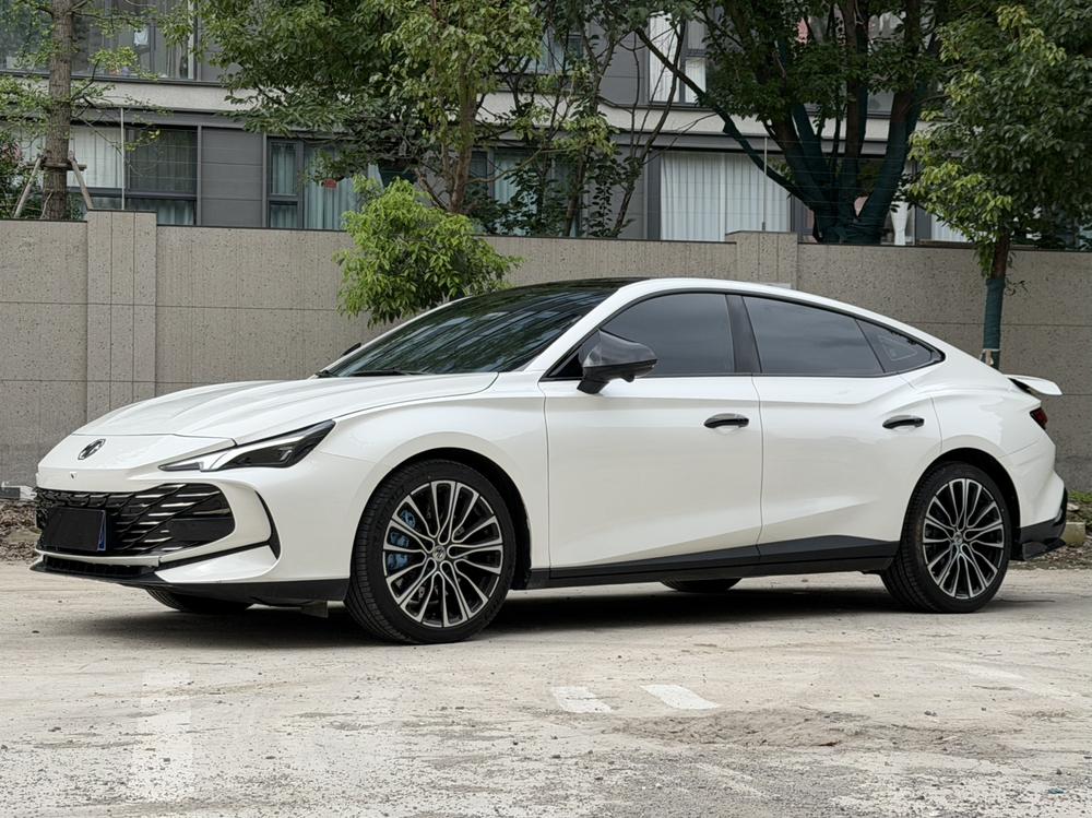 SAIC MG7 2023 2.0T Automatic Beauty Hunting Luxury Edition