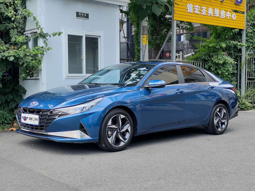 Hyundai Elantra 2021 1.5L CVT LUX Premium Edition