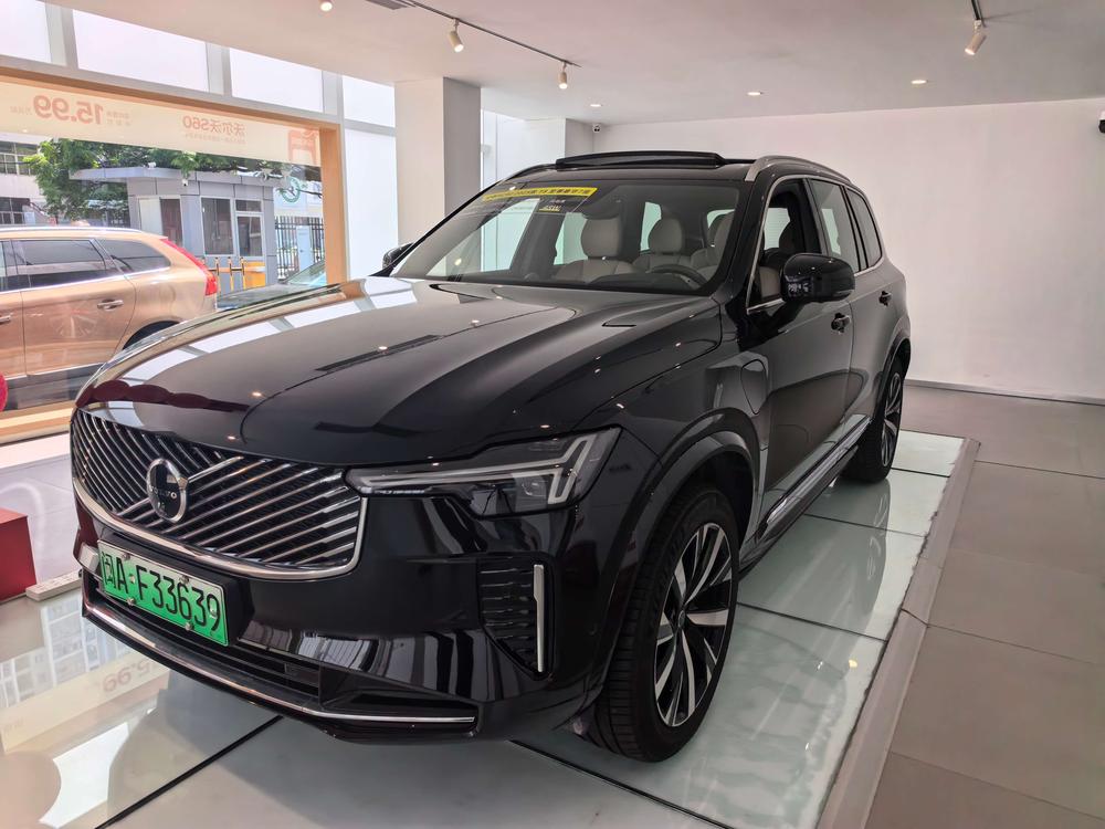 Volvo_(imported) Volvo XC90 PHEV 2025 E-drive hybrid T8 long-range smart luxury version 7 seats