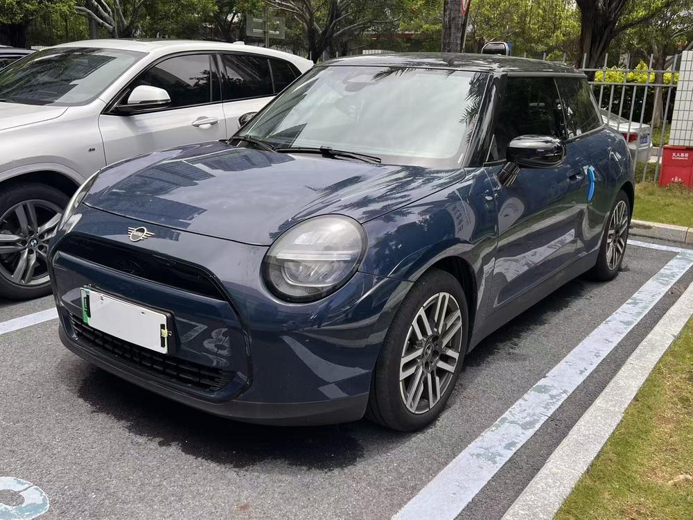 beam_car Electric MINI COOPER 2025 COOPER E Classic