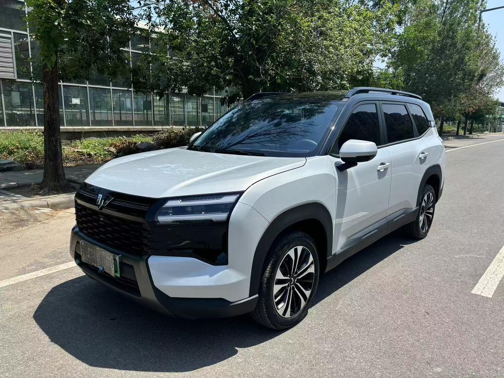 Wuling Starlight 560 PHEV 2026 model 125km luxury model