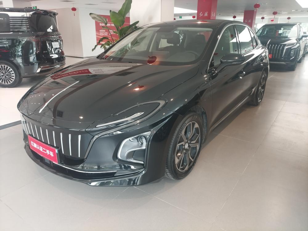 FAW_Hongqi Hongqi E-QM5 2024 model 450KM travel version 100kW