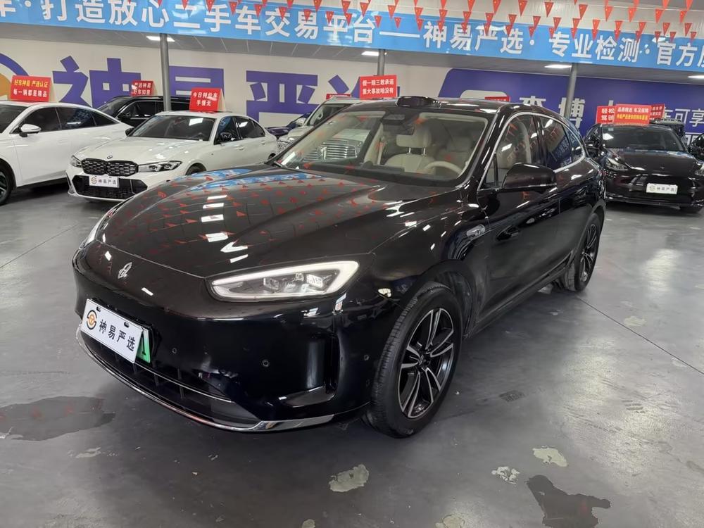 Cyrus_Automobiles Wenjie M5 2025 extended range Ultra rear-wheel drive version