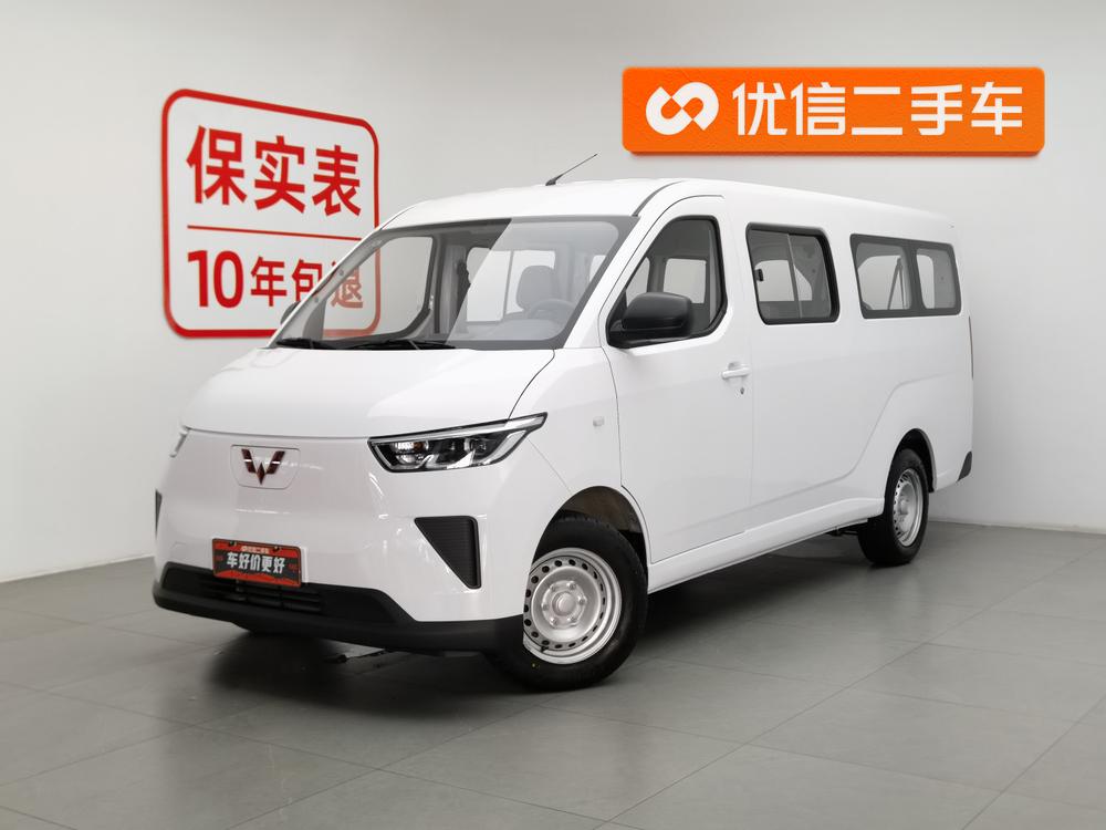 Wuling Wuling Yangguang 2024 300km Comfort Bus Version 75kW