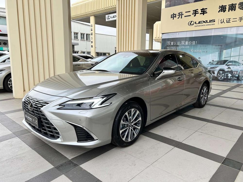 Lexus Lexus ES 2025 200 Premium Edition