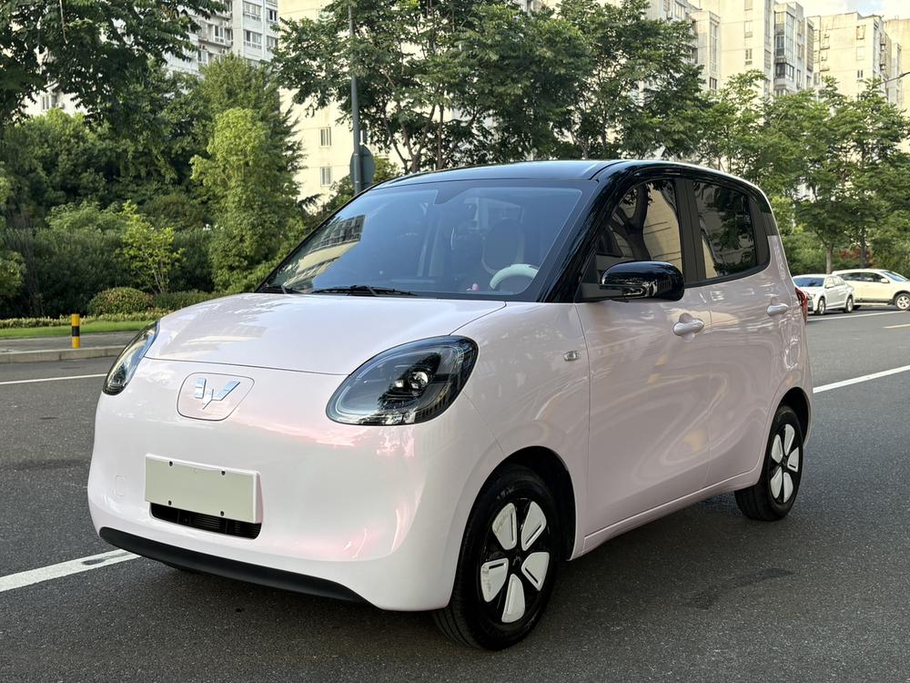 Wuling Wuling Hongguang MINIEV 2025 model 205km lithium iron phosphate four-door version Zhenxiang+ model