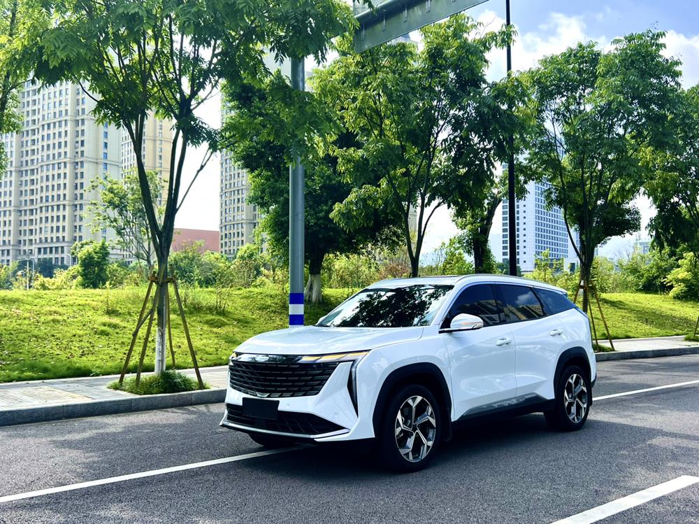 Geely Boyue L 2023 1.5TD DCT premium model