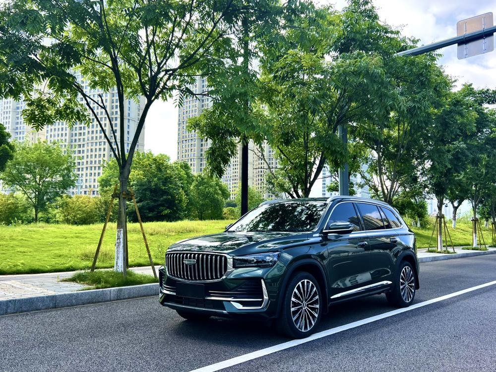 Geely Xingyue L 2025 2.0TD high-power automatic four-wheel drive Oriental Sun Moon Edition