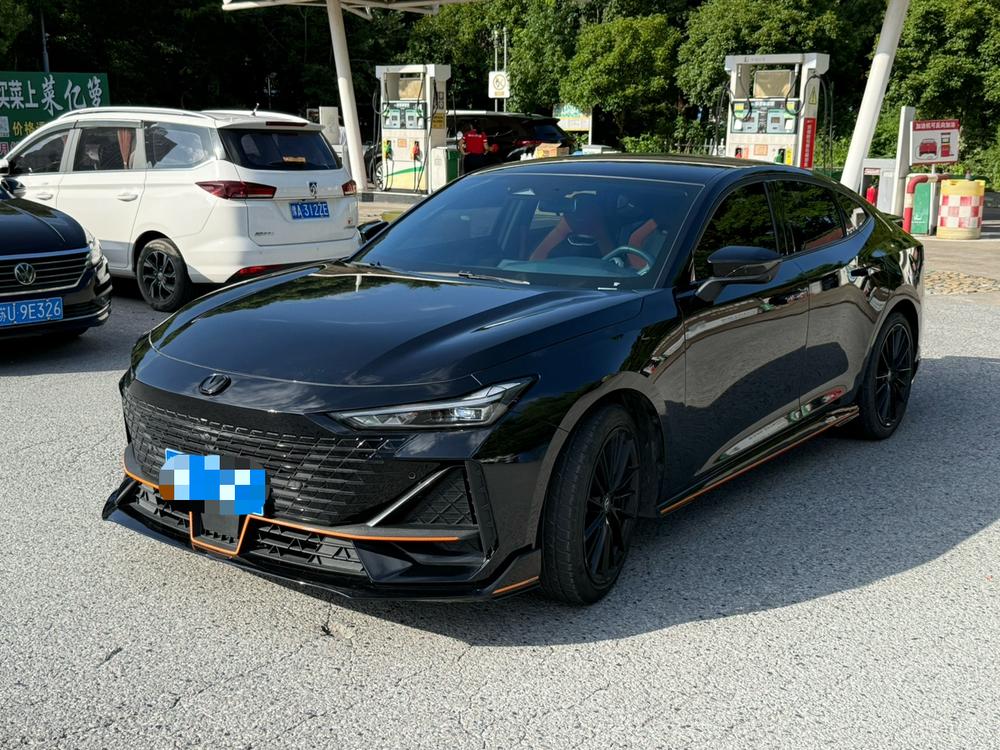 Changan Changan UNI-V 2022 1.5T sports version