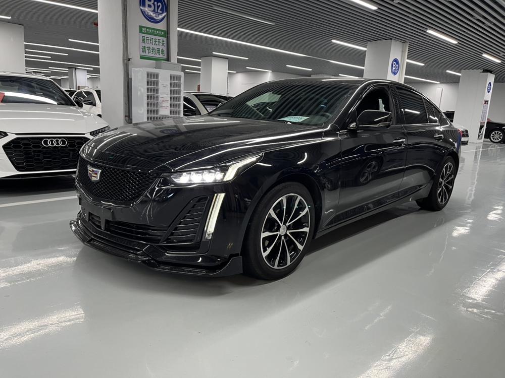 SAIC-GM_Cadillac Cadillac CT5 2022 28T Fashion Model