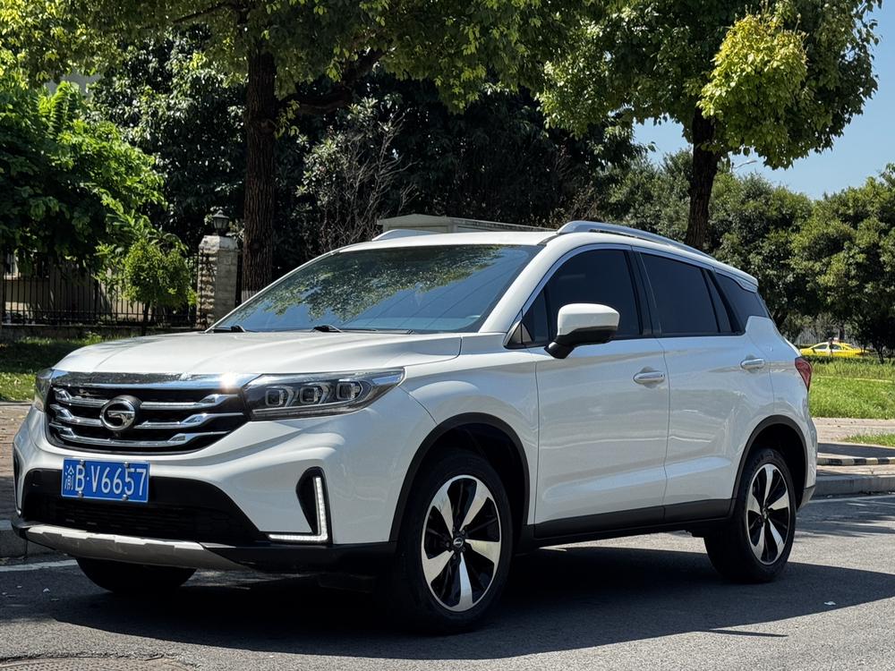 GAC Trumpchi GS4 2019 270T automatic two-wheel drive luxury smart connected version
