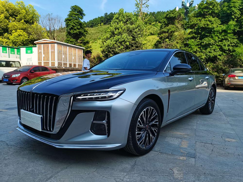 FAW_Hongqi Hongqi H5 2025 2.0T automatic Qichang version
