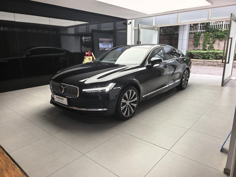 Volvo_Asia_Pacific Volvo S90 2025 B5 Zhiyuan Luxury Edition