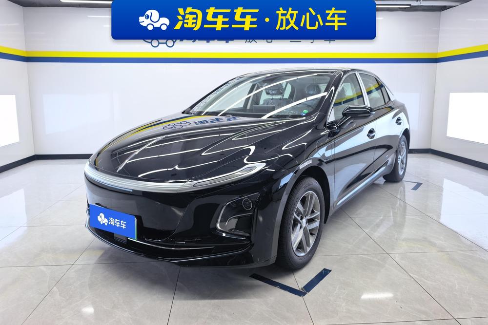 FAW_Hongqi Hongqi E-QM5 2025 500KM travel version