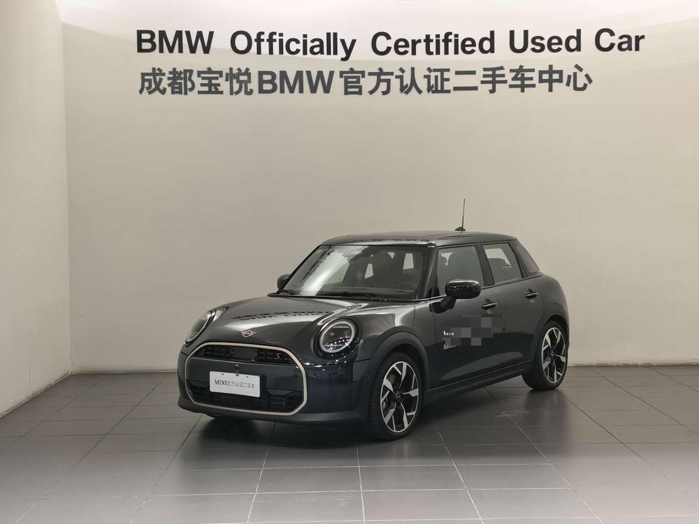 MINI MINI 2025 2.0T COOPER S five-door version Artist