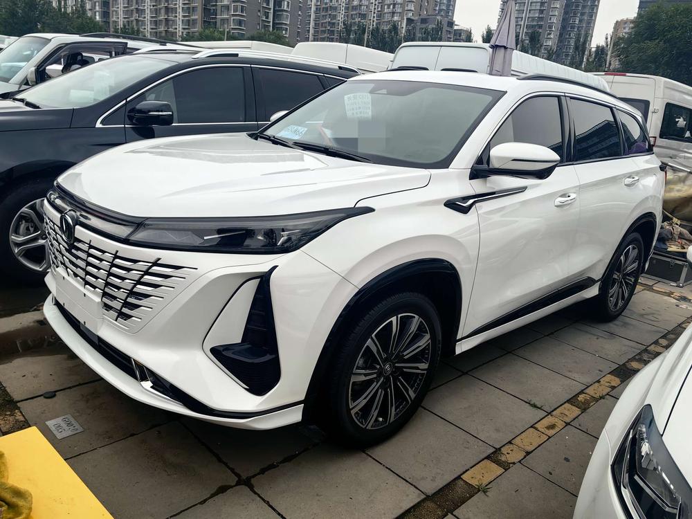 Changan Changan CS75 PLUS 2023 third generation 1.5T automatic pilot model