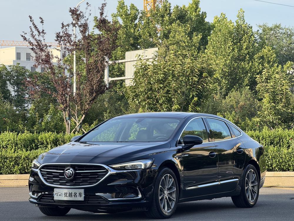 Buick LaCrosse 2021 652T luxury model