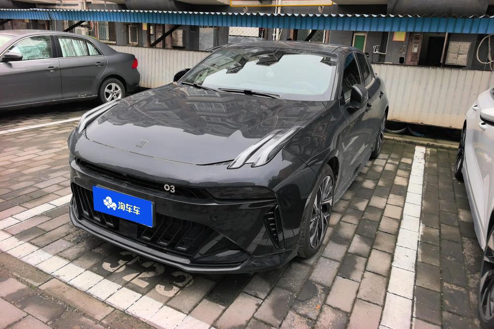 Lynk_&_Co Lynk & Co 03 2025 1.5TD DCT Champion Edition Pro