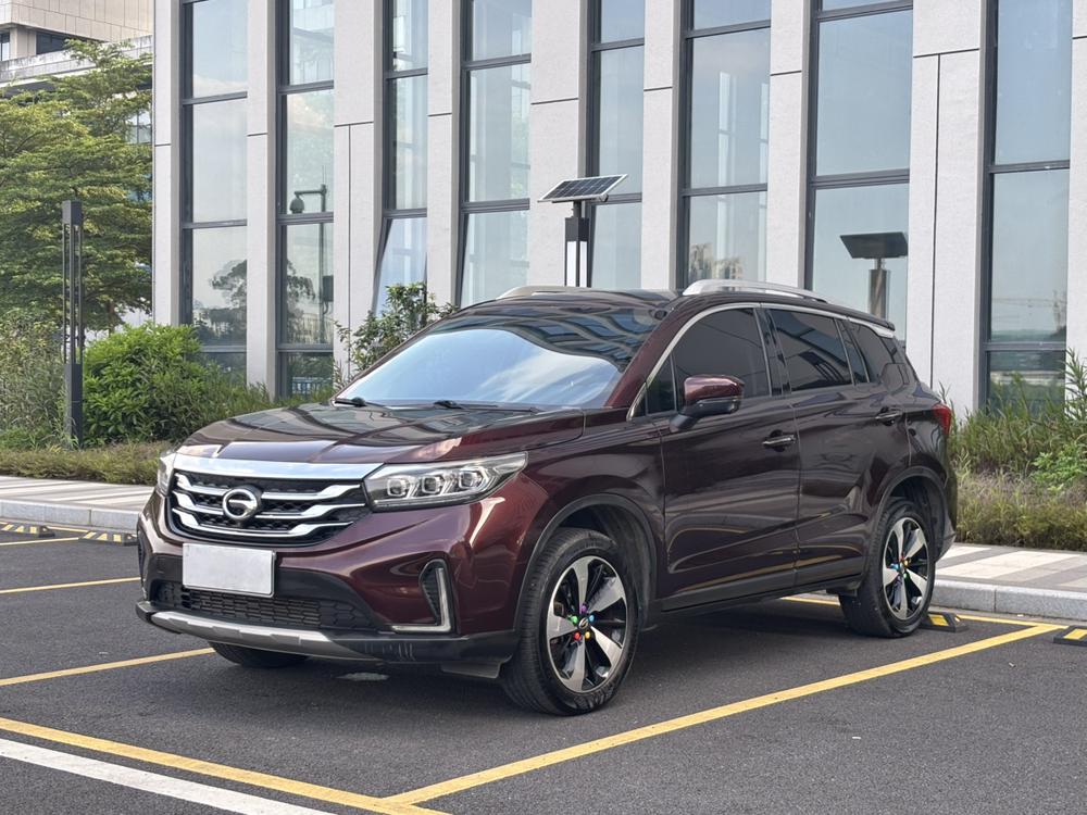 GAC Trumpchi GS4 2019 270T automatic two-wheel drive luxury smart connected version