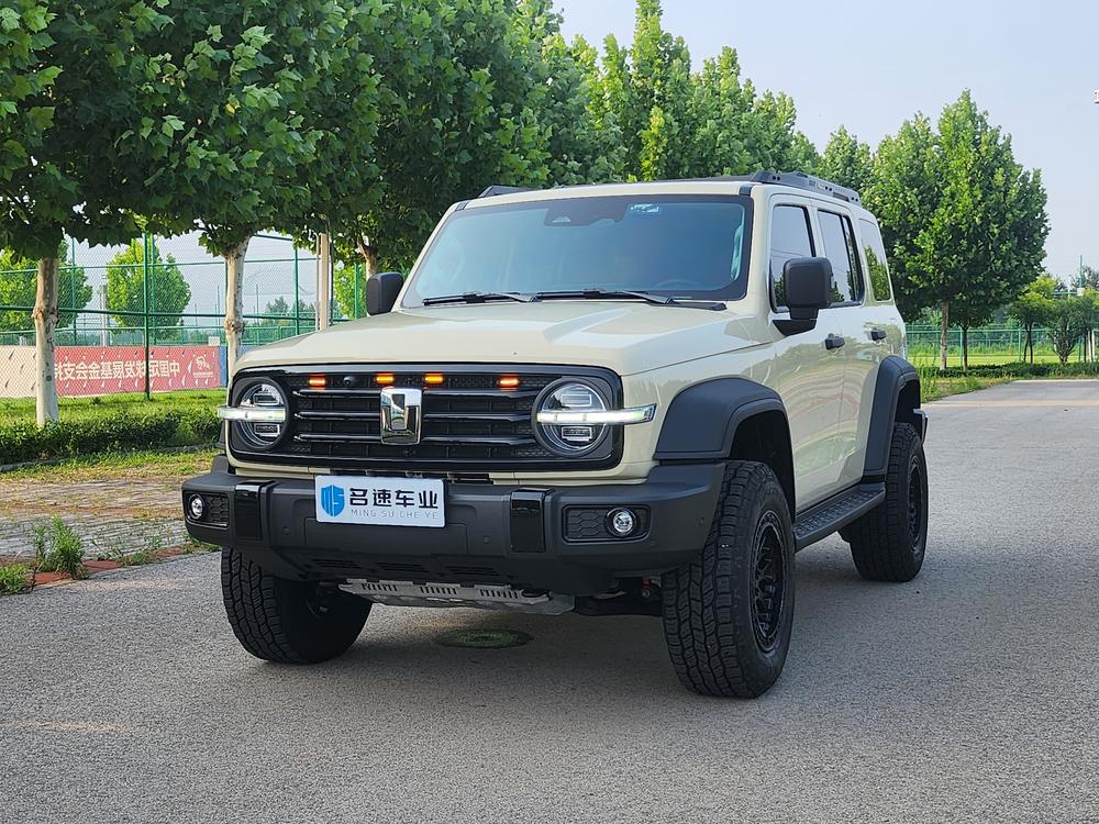 Great_Wall_Motors Tank 300 2025 2.0T gasoline version Conqueror