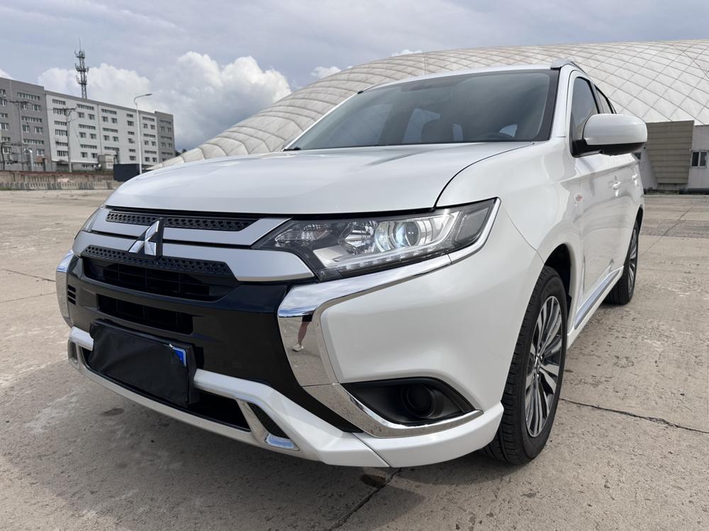 Mitsubishi Outlander 2021 facelift 2.0L 2WD Enjoy Edition 5 seats