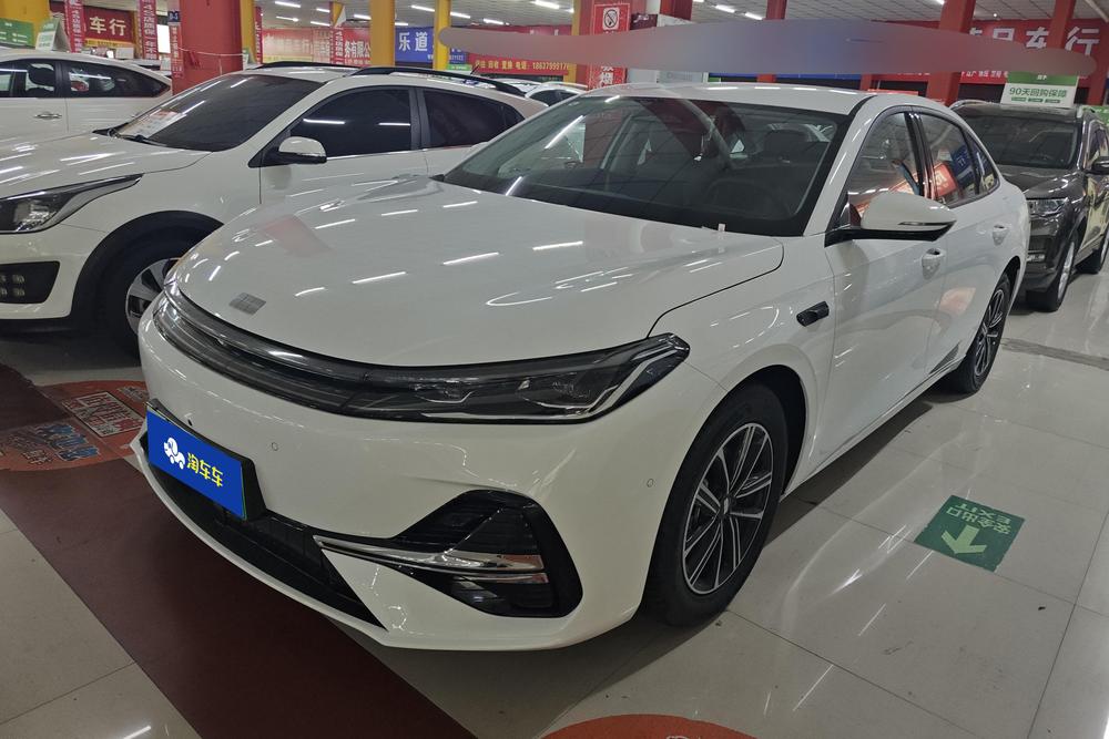Geely Galaxy A7 EM 2025 70km luxury edition