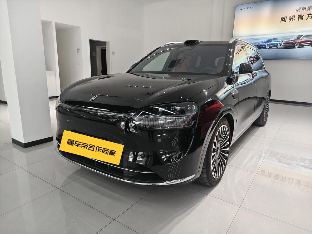 Cyrus_Automotive Wenjie M9 2025 extended range Ultra five-seater version (192-line lidar)