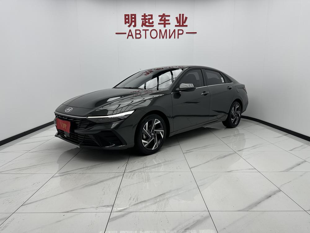 Hyundai Elantra 2023 1.5L CVT LUX Premium Edition