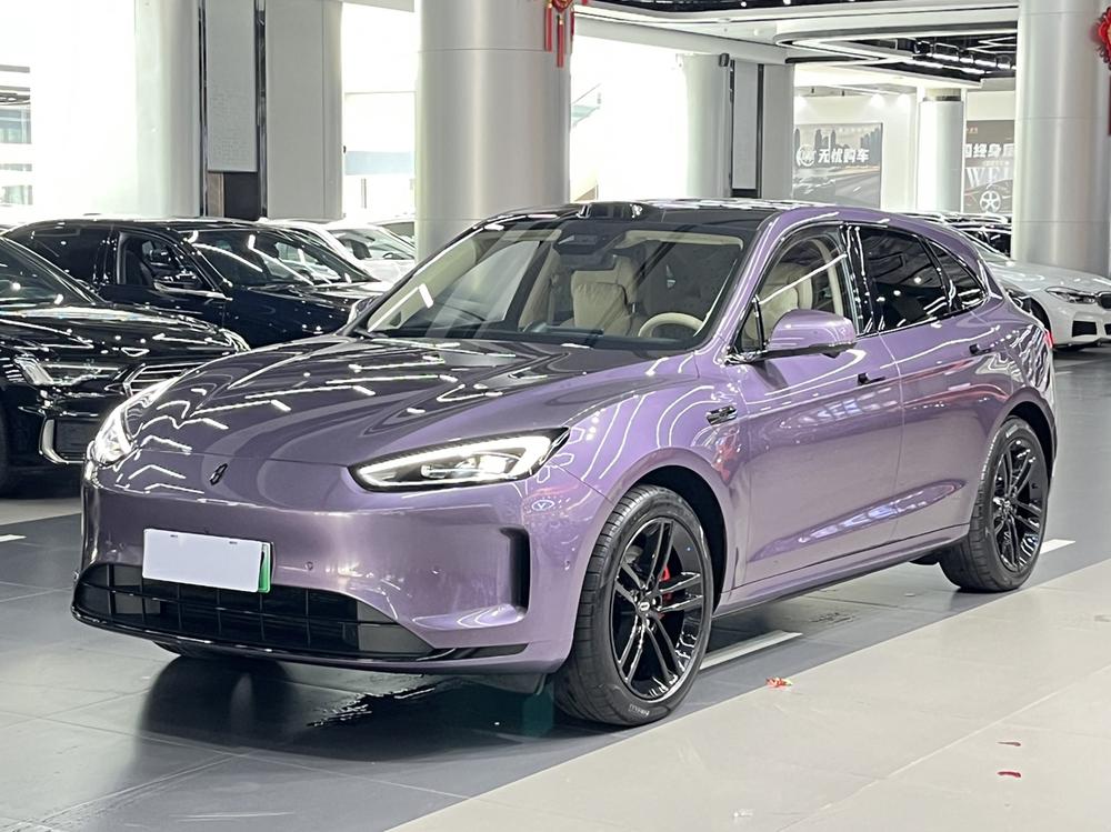 Cyrus_Automobiles Wenjie M5 2025 extended range Ultra four-wheel drive version