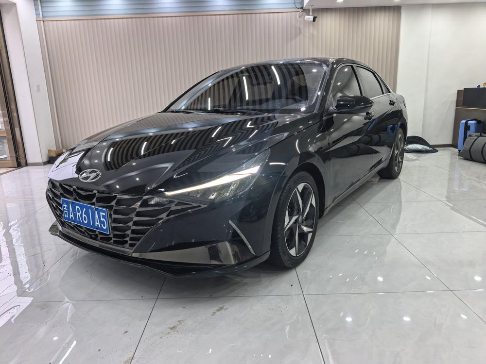 Hyundai Elantra 2022 1.5L CVT LUX Premium Edition
