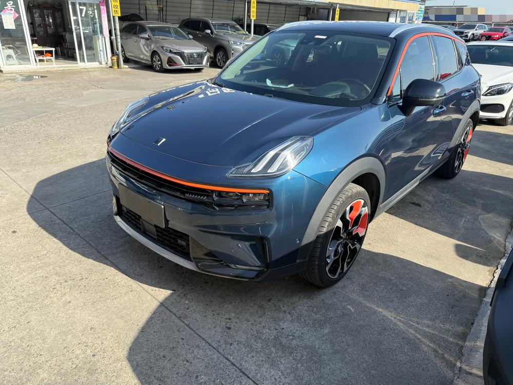 Lynk_&_Co Lynk & Co 06 2020 1.5T Yao Halo
