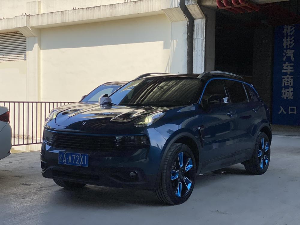 Lynk_&_Co Lynk & Co 01 2017 2.0T two-wheel drive Pro version