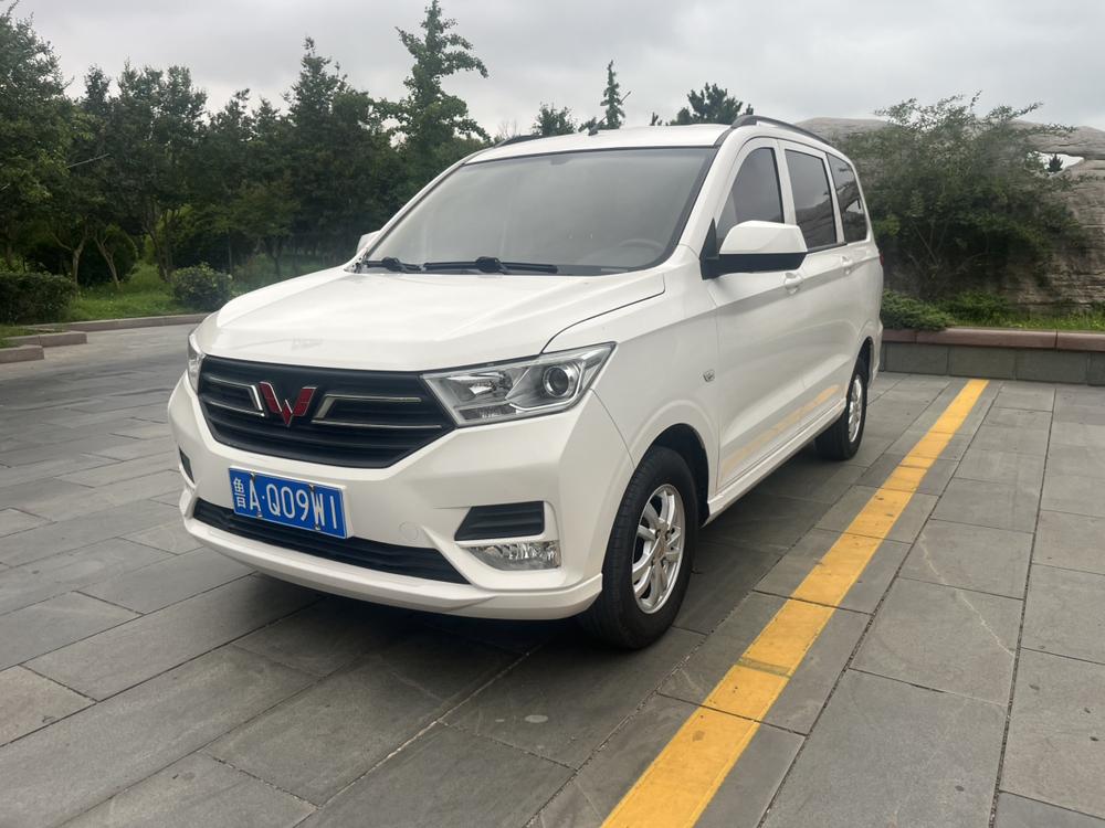 Wuling Wuling Hongguang 2021 1.5L S manual standard model