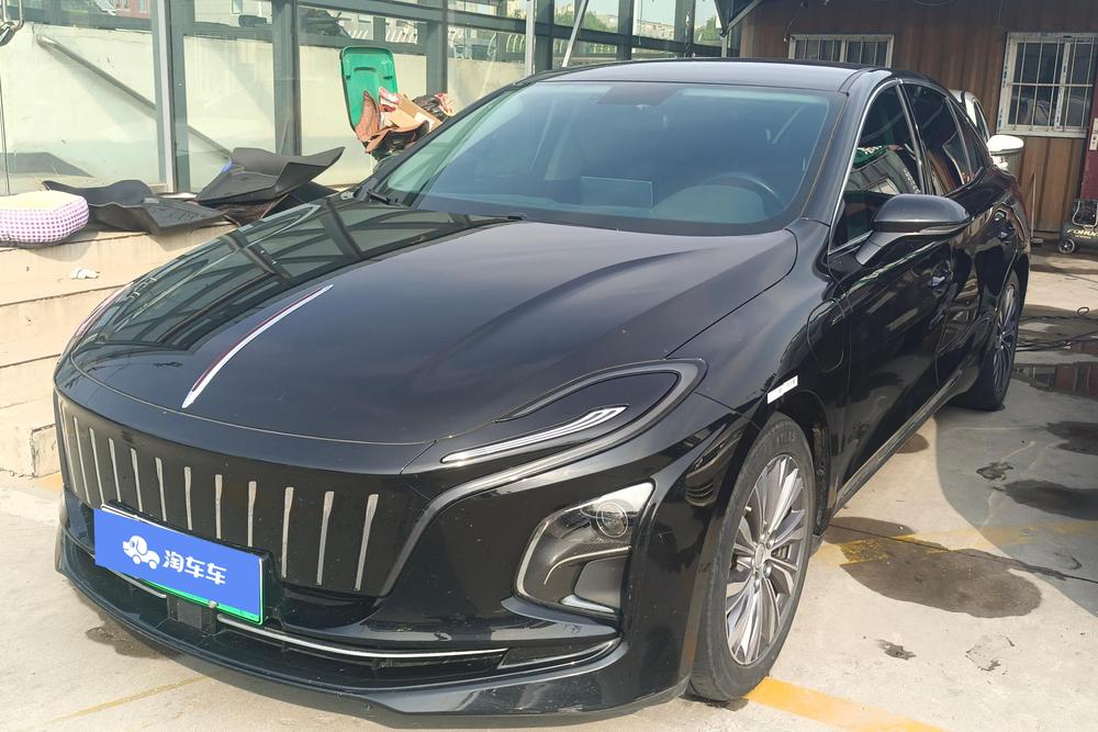 FAW_Hongqi Hongqi E-QM5 2023 basic travel version