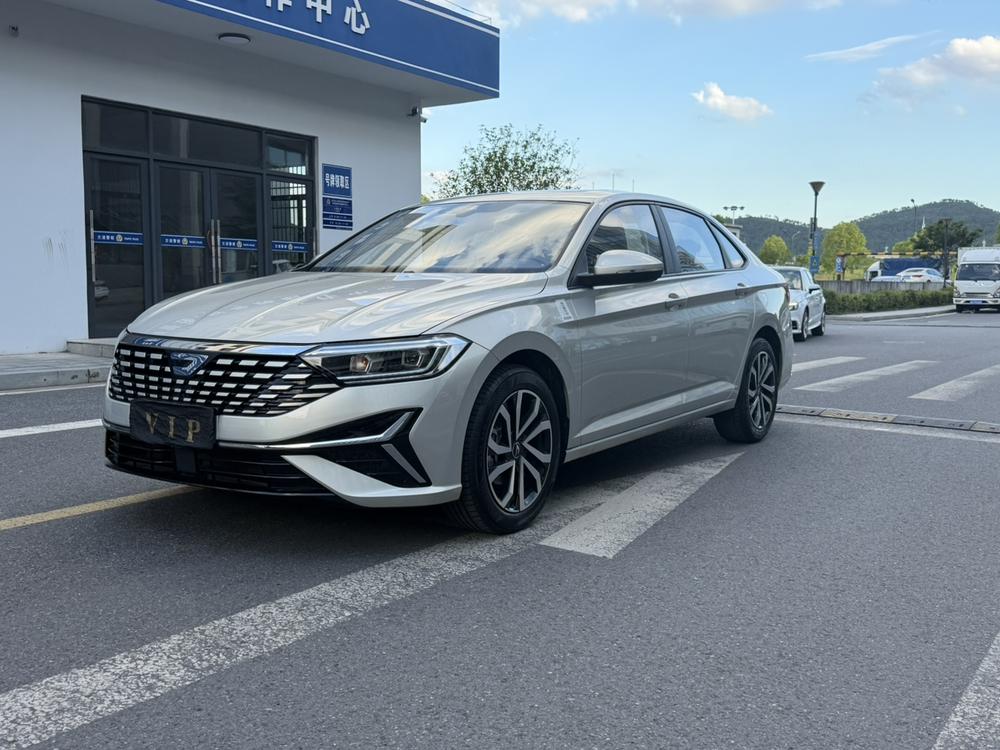 Volkswagen Jetta VA7 2025 1.4T super material version