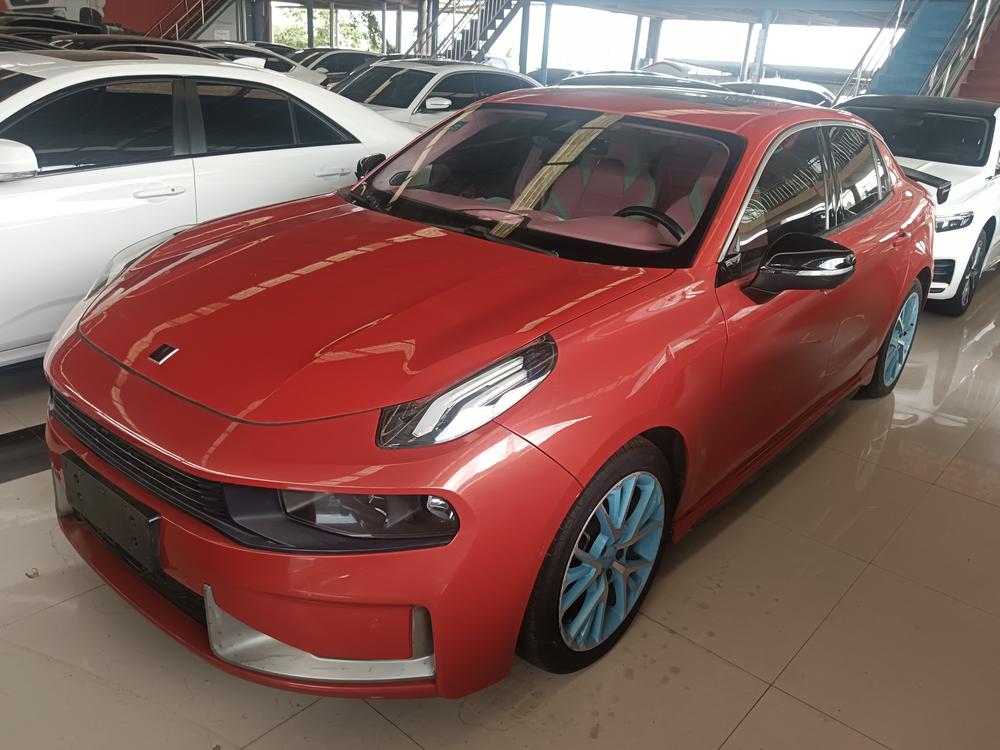 Lynk_&_Co Lynk & Co 03 2019 2.0TD Automatic Pro Edition