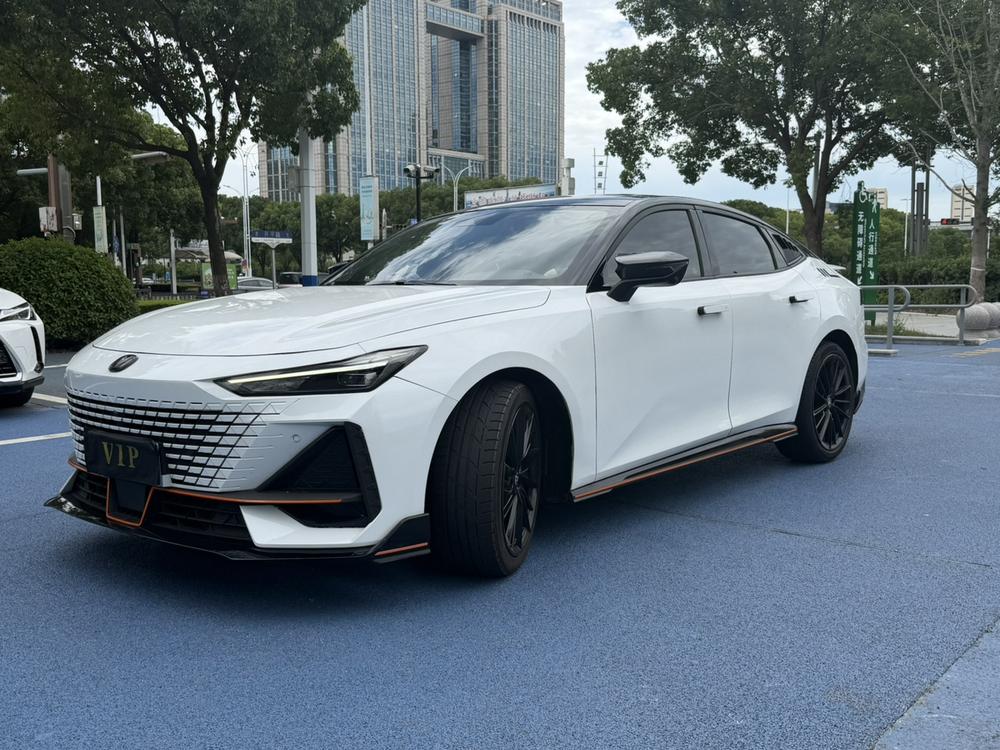 Changan Changan UNI-V 2023 1.5T sports version