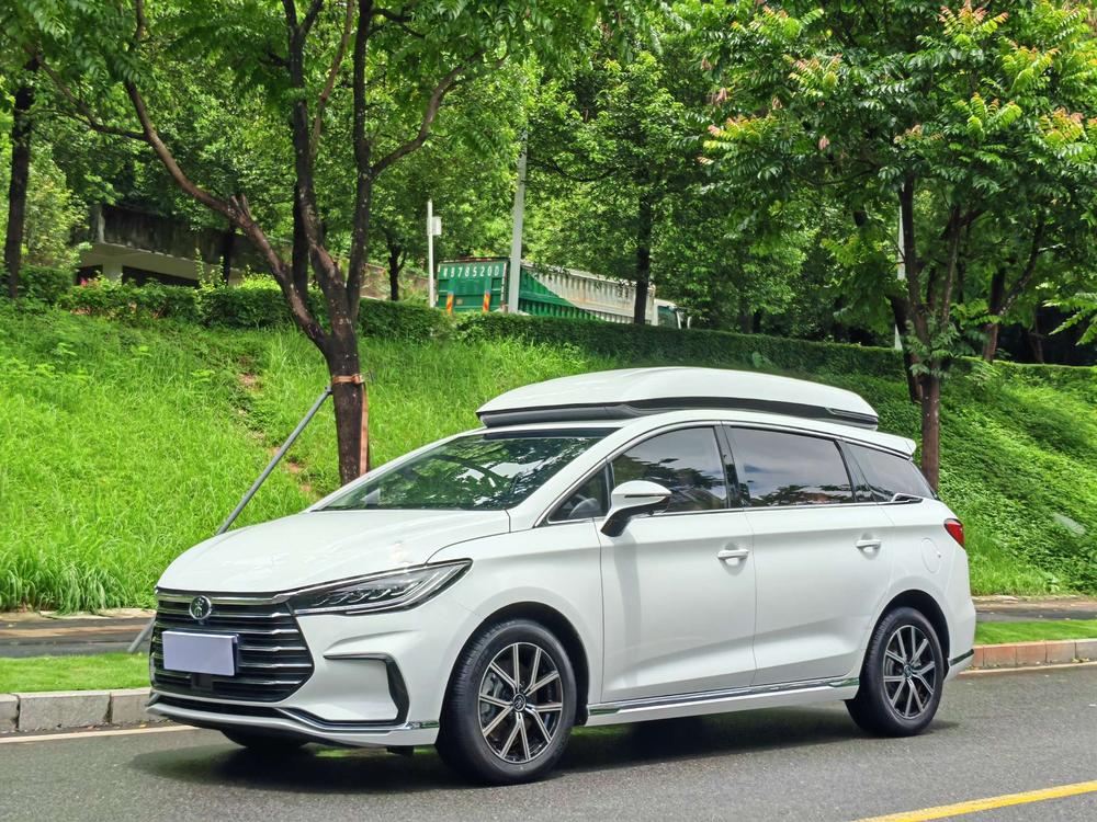 BYD Song MAX DM 2022 DM-i 105KM Executive Edition