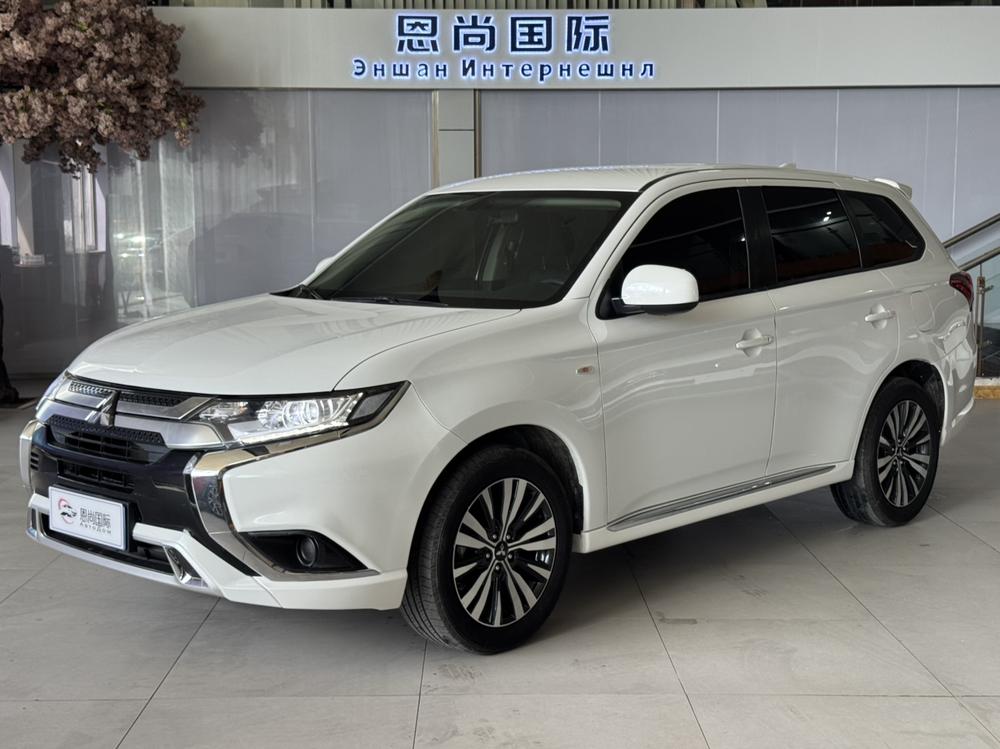 Mitsubishi Outlander 2020 2.0L 2WD Smooth Edition 5 seats