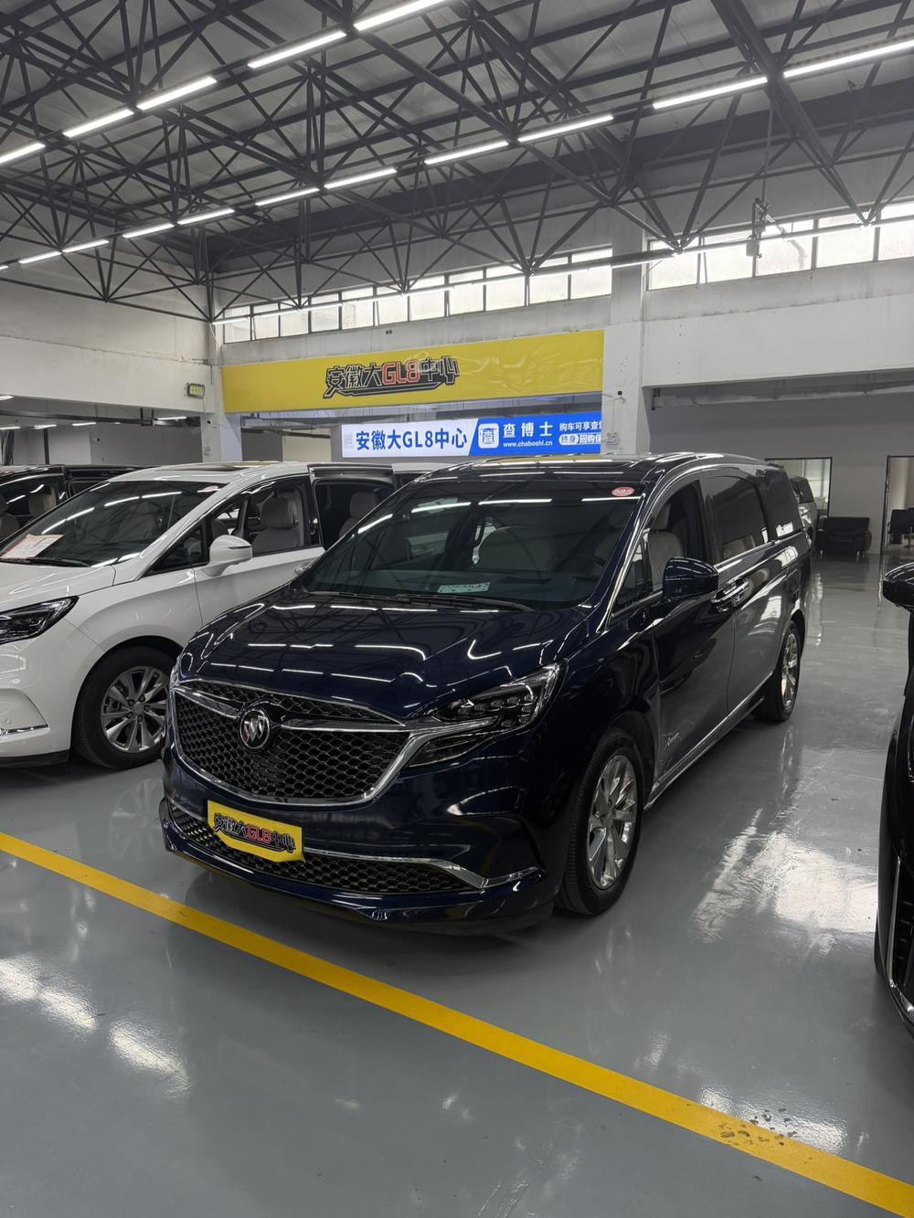 Buick Buick GL8 2022 Aviva 2.0T four-seater premium version