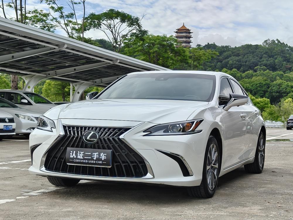 Lexus Lexus ES 2022 200 Excellence Edition