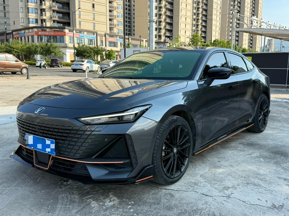 Changan Changan UNI-V 2022 1.5T sports version