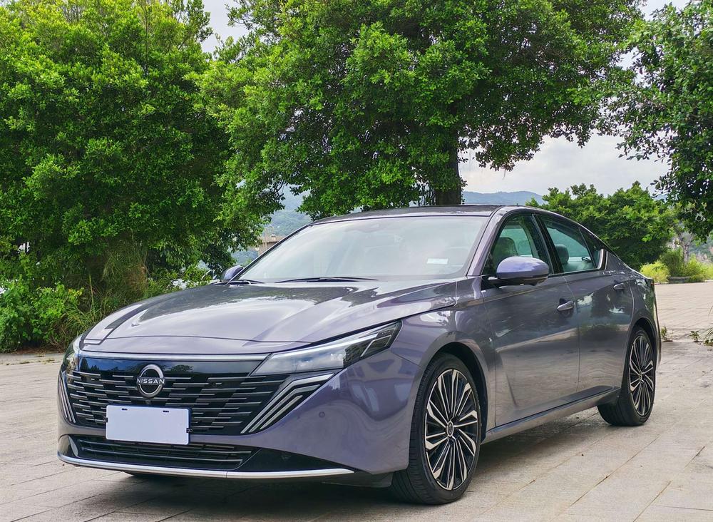Nissan Teana 2026 Hongmeng Cockpit 2.0T Ultimate Edition
