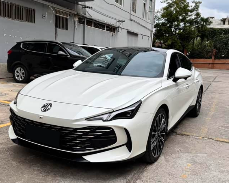 SAIC MG7 2023 1.5T DCT Ultimate Deluxe Edition