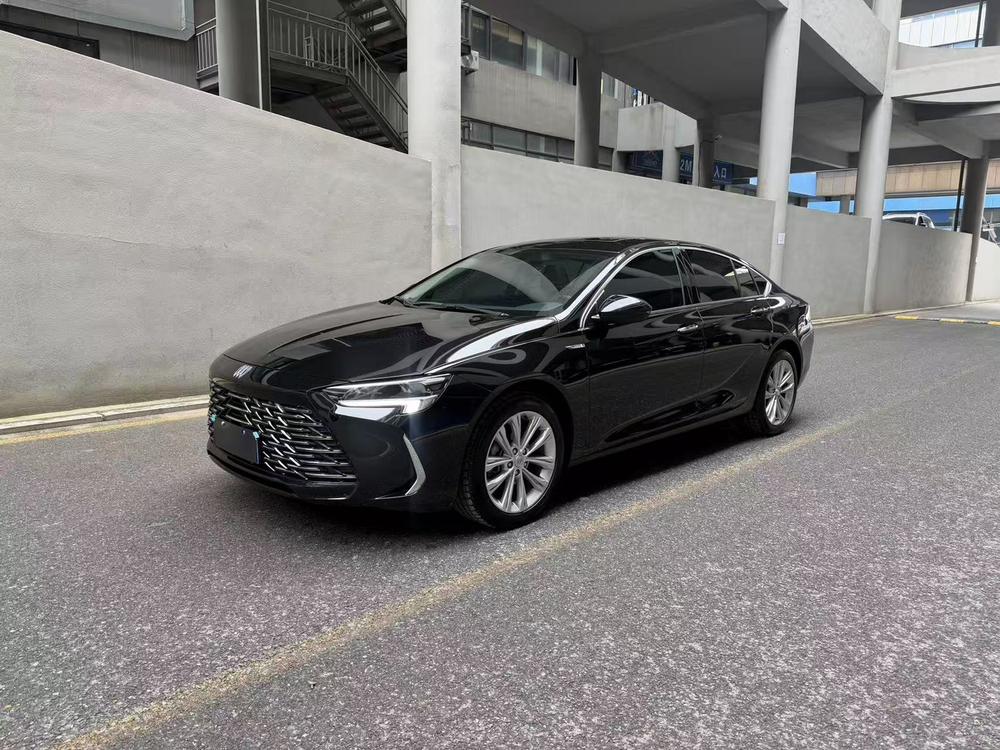Buick Regal 2023 652T smart model