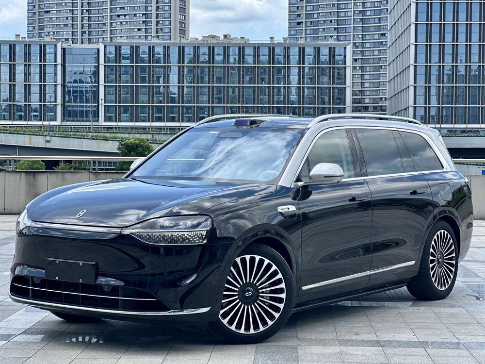 Cyrus_Automobiles Wenjie M9 2025 extended range Ultra six-seater version (192-line lidar)