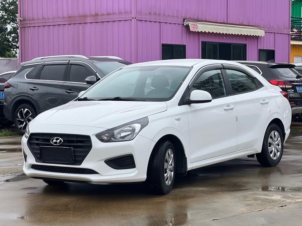 Hyundai Reina 2020 1.4L manual refreshed version